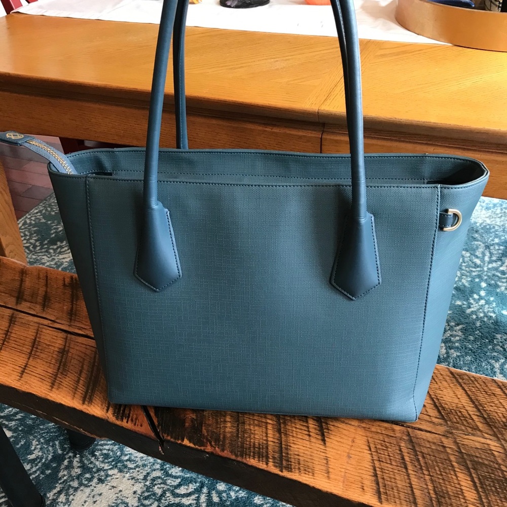 Dagne Dover Legend Tote